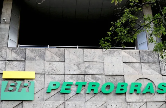 Gigante brasileira do petróleo retorna ao continente africano com aquisição estratégica, mirando diversificação e crescimento sustentável