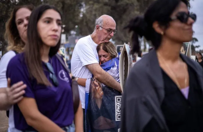 Um Ano Após 7 de Outubro: Israel Enfrenta Nova Onda de Ataques em Dia de Luto