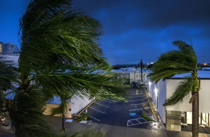 Duas semanas após o devastador Helene, novo ciclone traz tornados, inundações e cortes de energia, testando a resiliência do estado e sua capacidade de recuperação