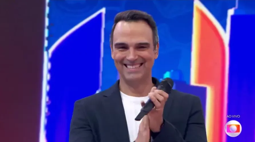 Reality show mantém duração tradicional, mas inova com entrada em duplas e homenagens especiais