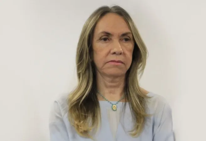 Justiça Eleitoral revoga prisão de Lauremília Lucena em meio a investigações sobre influência criminosa nas eleições municipais