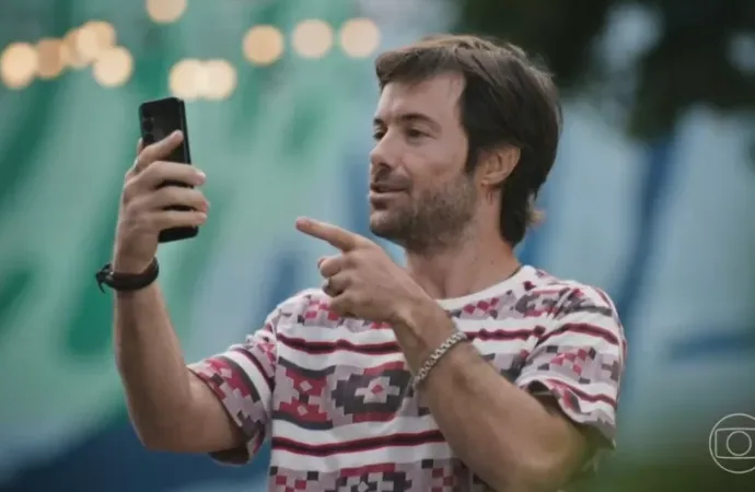 Um ano após grave acidente, o ator reflete sobre sua jornada de recuperação e celebra novos projetos na TV e no cinema