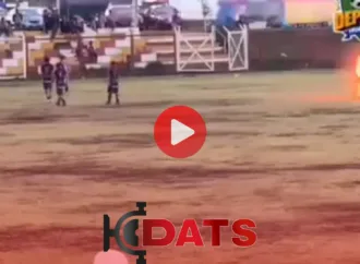 Tragédia no Futebol Peruano: Jogador Morre Atingido por Raio Durante Partida