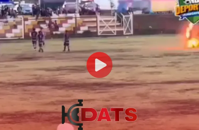 Tragédia no Futebol Peruano: Jogador Morre Atingido por Raio Durante Partida