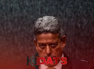 Lira encerra mandato na Câmara com legado de centralização e poder