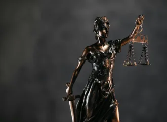 TSE sob Cármen omite dados e silencia sobre suspeita de fraude na eleição municipal