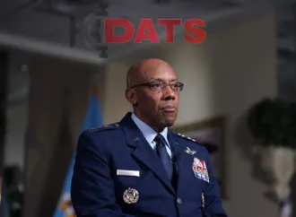 Impacto Profundo no Pentágono: Trump redefine liderança militar e Gera Polêmica