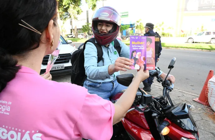 Blitz alerta para proteção das mulheres