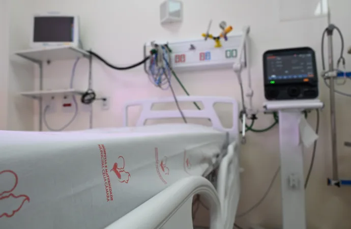 Mais 10 novos leitos de UTI abertos no Hospital e Maternidade Célia Câmara