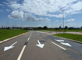 Uma das avenidas de trânsito mais complicado de Goiás é restruturada