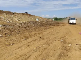 Após um ano de cobranças, Semad embarga do lixão de Aparecida