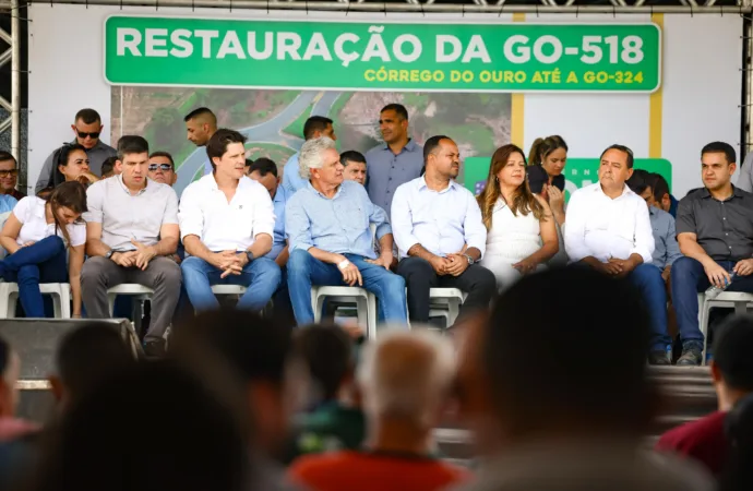 Rodovia que facilita escoamento de grãos é restaurada