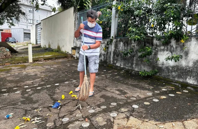 Moradores do Setor Pedro Ludovico dão exemplo de cidadania ao cuidar das calçadas