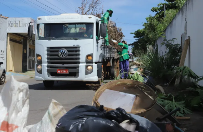 Mutirão de Aparecida especial dos 35 anos do Jardim Tiradentes
