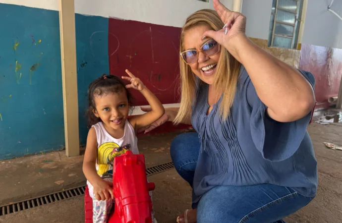 Educação realiza encontro com intérpretes de libras