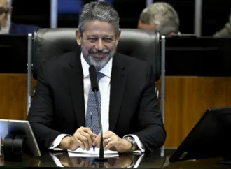 Lira será relator de projeto que eleva isenção do IR para até R$ 5 mil na Câmara