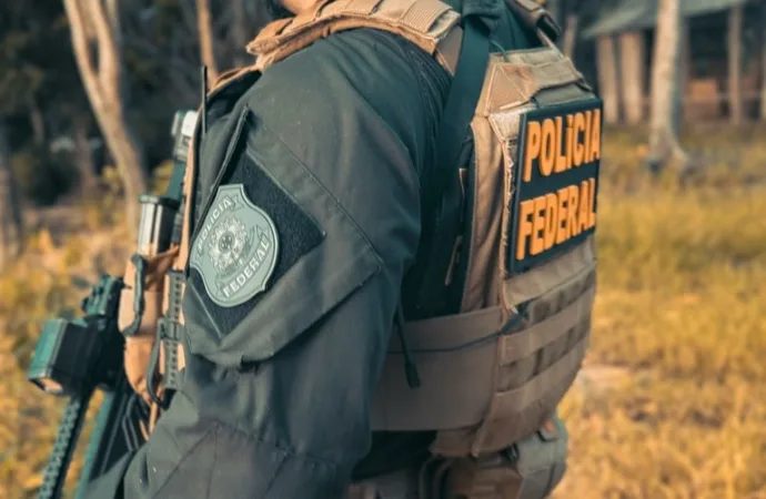 PF deflagra operação contra tráfico de drogas em Goiânia