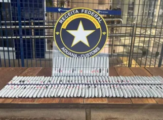 126 canetas emagrecedoras são apreendidas com brasileiro no aeroporto de Foz de Iguaçu