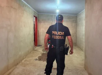 Mulher é presa suspeita de vender imagens de abuso sexual infantil em Goiás