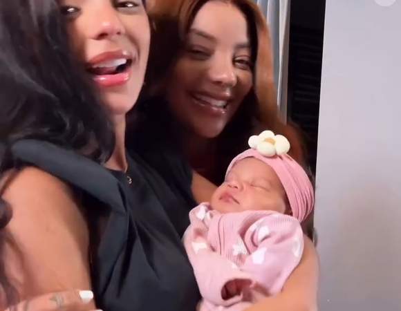 Ludmilla encanta ao mostrar o rosto da filha Zuri em vídeo emocionante