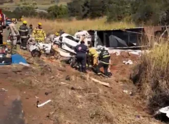 Bombeiros em Nerópolis atendem grave acidente de trânsito