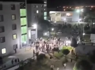 Turquia: terremoto mata uma pessoa e deixa dezenas de feridos em cidade costeira