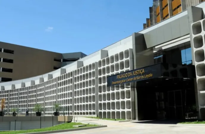 Homem que assassinou companheira e tentou matar enteada é condenado a 39 anos de prisão em Goiás