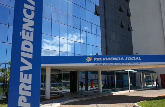 INSS: reembolso de desconto ilegal começa dia 24; saiba como aderir