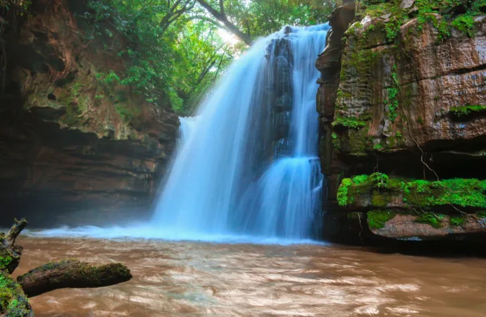 Atividades turísticas em Goiás crescem pelo oitavo mês seguido