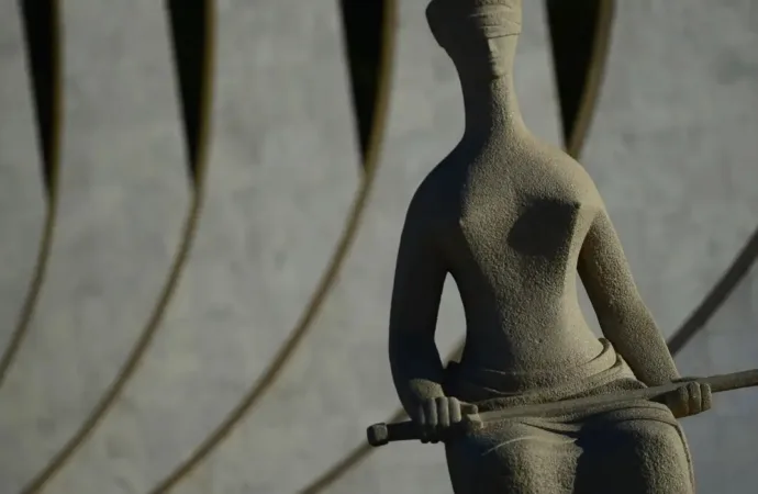 Fux diverge, mas Primeira Turma confirma tornozeleira para Bolsonaro