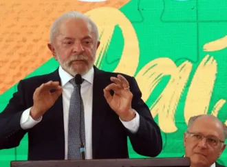 Lula diz que vai convidar Trump para a COP30, em Belém