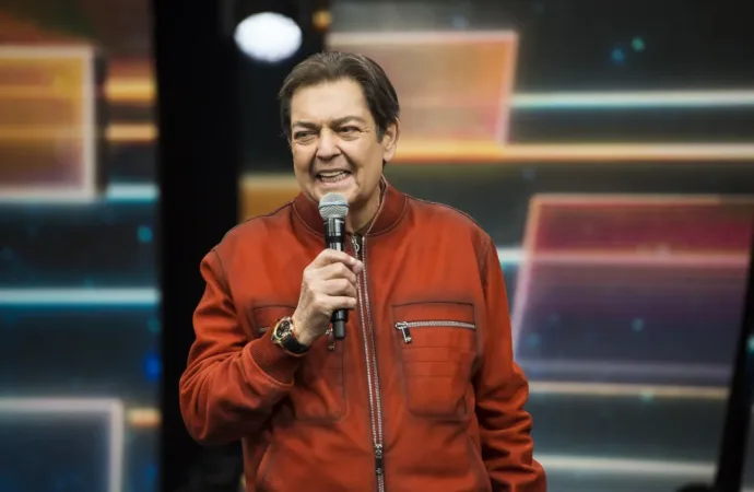 Faustão chega ao quarto transplante de órgão em dois anos