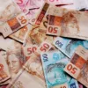 Ibovespa despenca 2% e dólar sobe após decisão de Dino que pode afetar Magnitsky