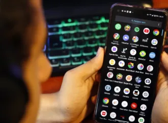 Comitê finaliza texto com princípios para regulação de redes sociais