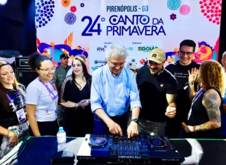 Caiado celebra sucesso da 24ª edição do Canto da Primavera em Pirenópolis