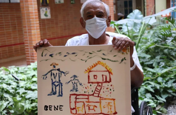 HGG implanta serviço de geriatria